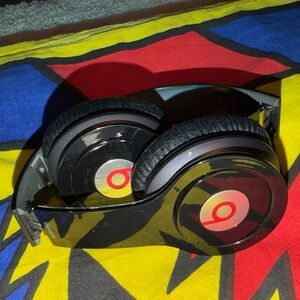 Monster Beats By Dr. Dre Solo HD Headphones